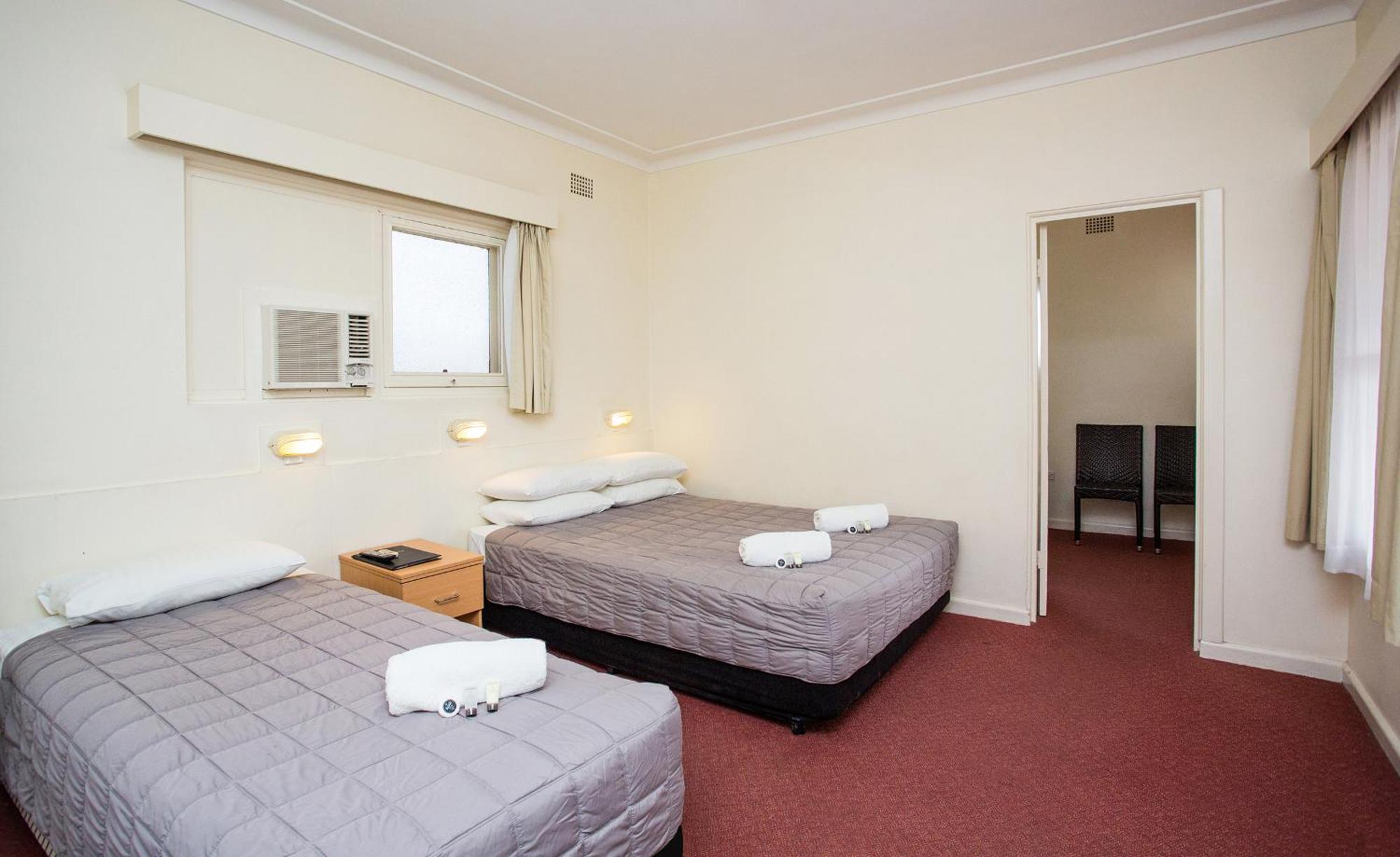 Cowra Motor Inn Habitación foto